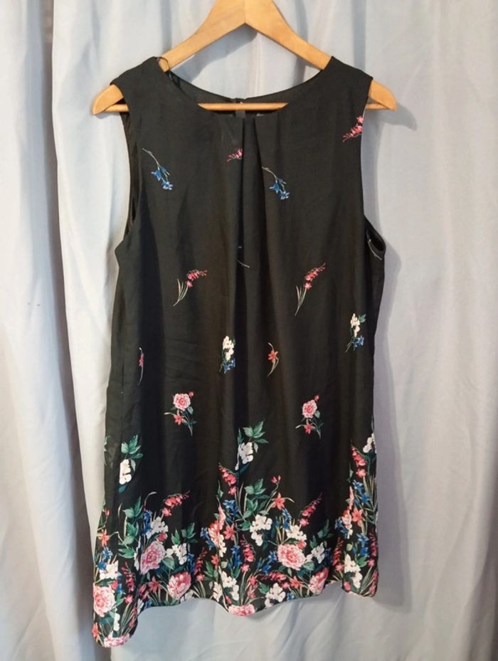 Robe sans manches
