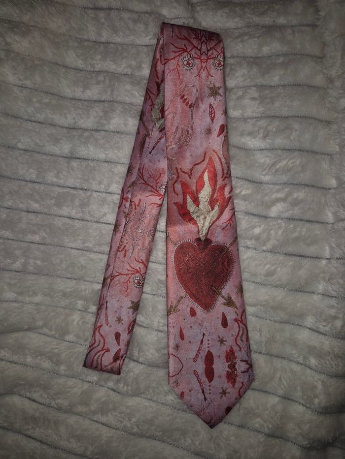 Cravate sacré cœur rose - photo numéro 6