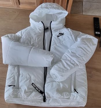 Doudoune NIKE