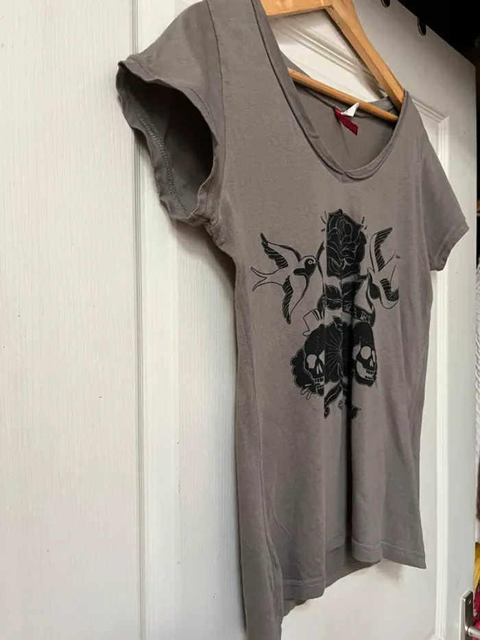 T-shirt kaki avec motif noir Taille 42 - photo numéro 2