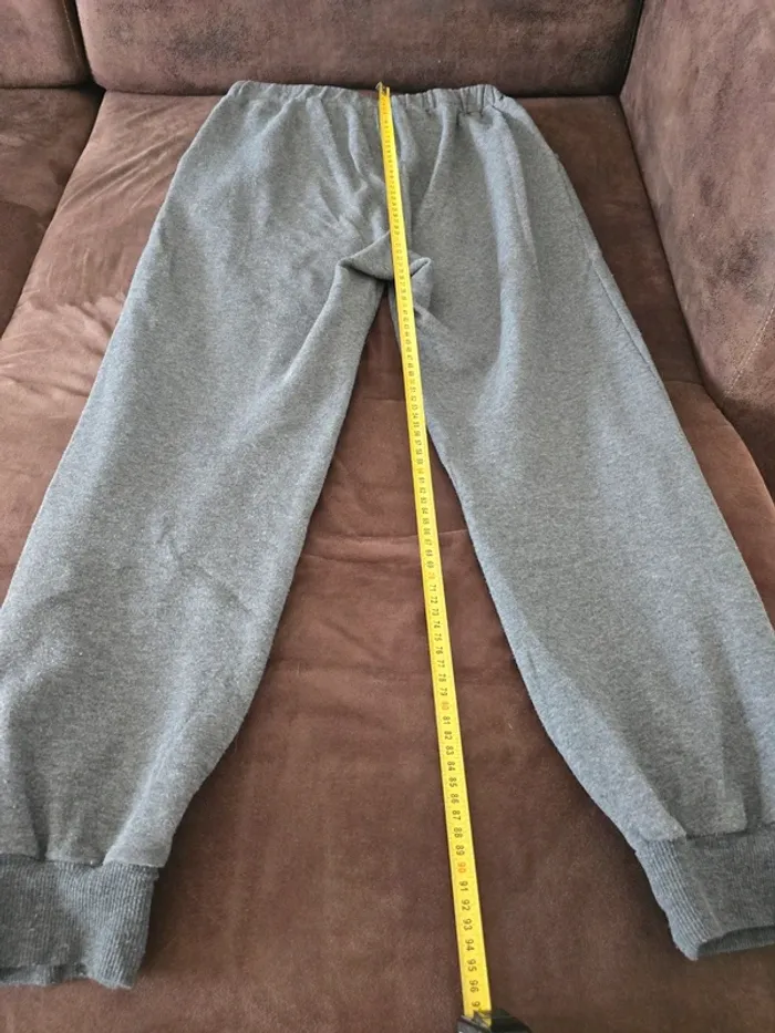 Jogging femme gris chiné foncé M Shein Très bon état - photo numéro 2