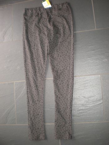 Pantalon legging fille 14 ans neuf motif léopard