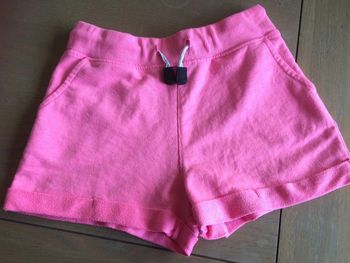 Short rose 8 ans