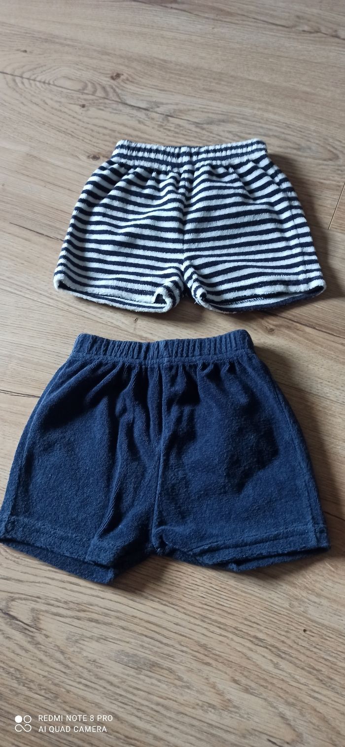 2 shorts 6 mois