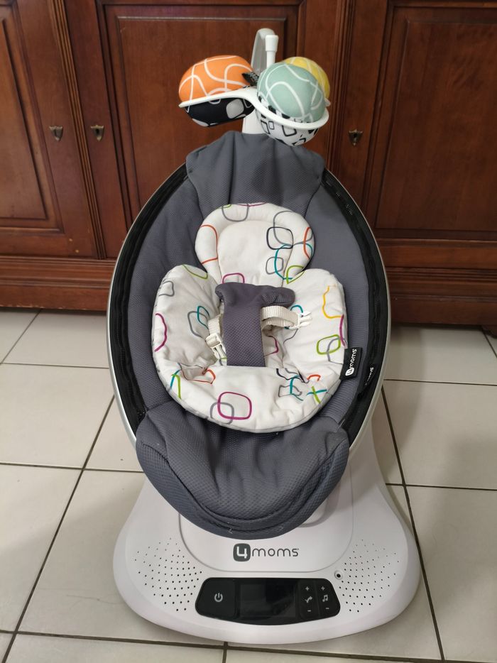 Balancelle bébé 4moms MamaRoo – 5 mouvements & musiques