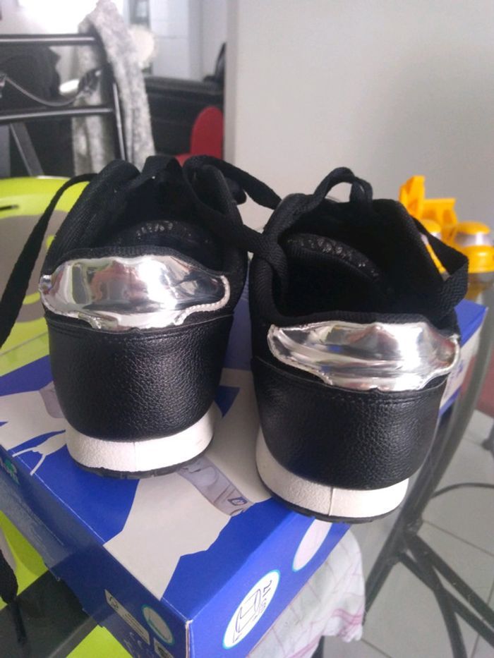 Baskets taille 37 - photo numéro 5