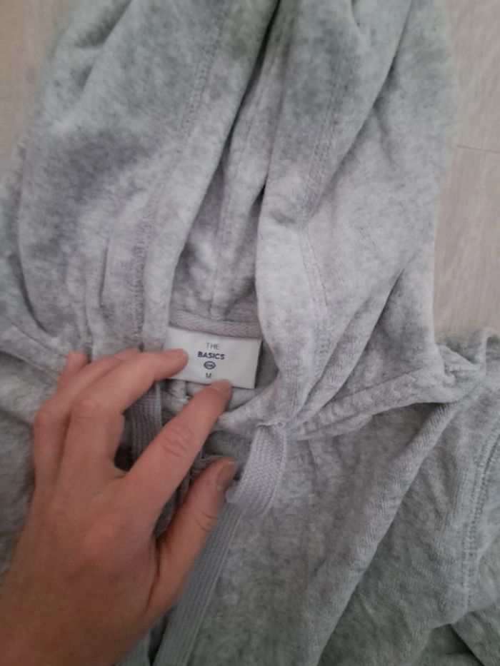 Veste a zippé - photo numéro 2