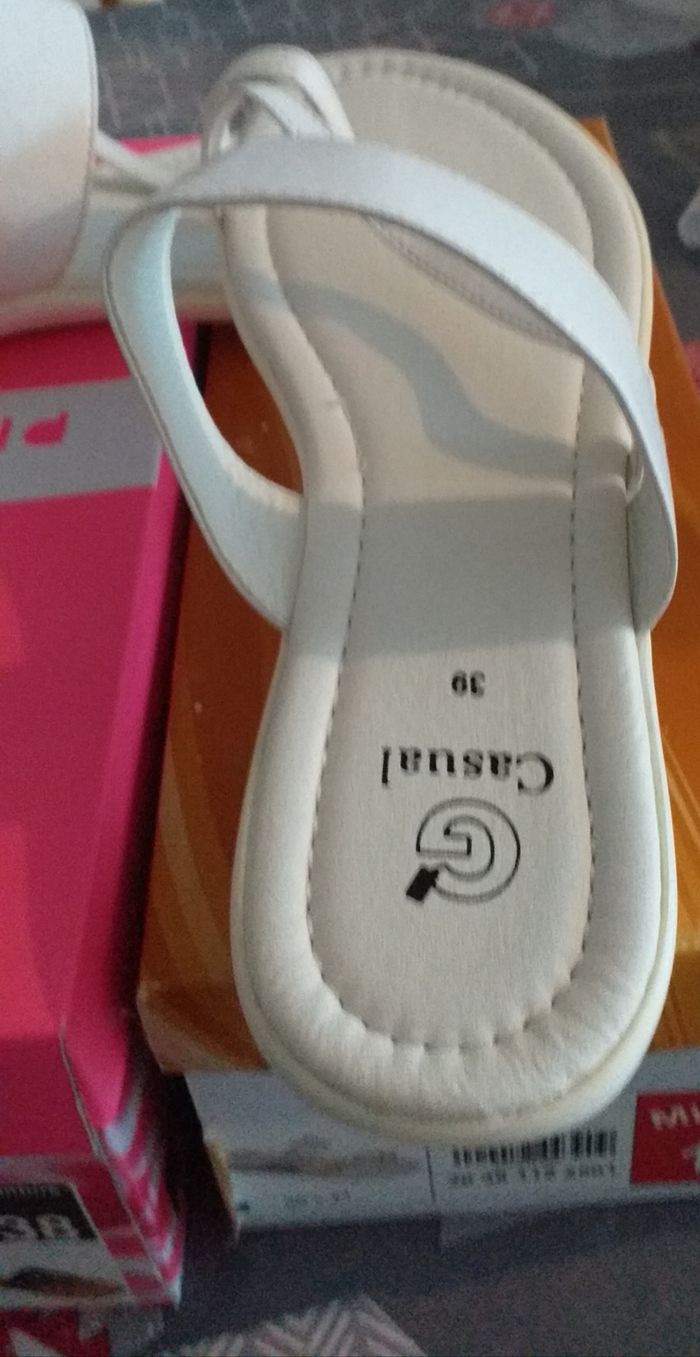 Sandales - photo numéro 3