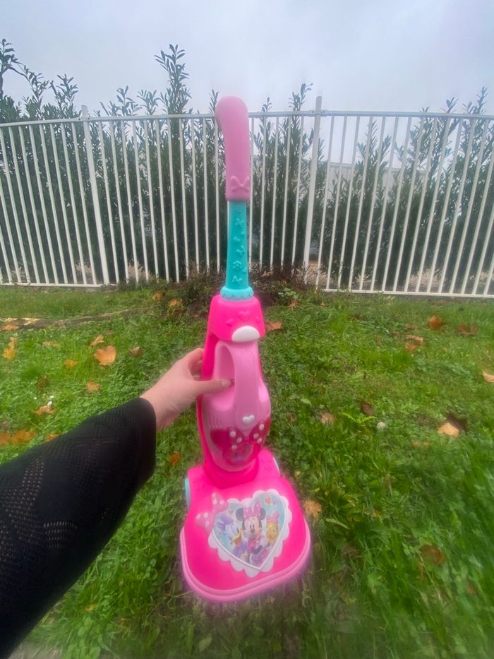 Aspirateur minnie jouet enfant  avec bruit