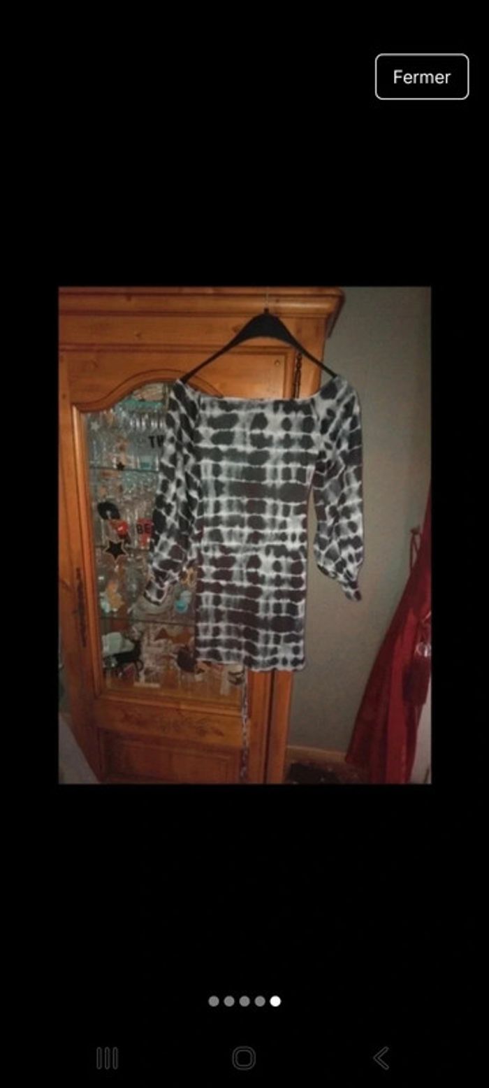 Robe moulante en tissu côtelé - photo numéro 5