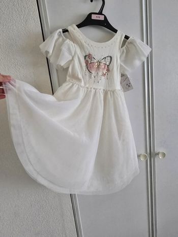 Magnifique robe de soirée fille taille 4 ans avec étiquette