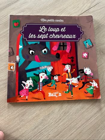 Livre le loup et les 7 chevreaux