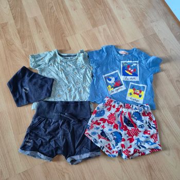 Lot 2 ensembles 3 mois 