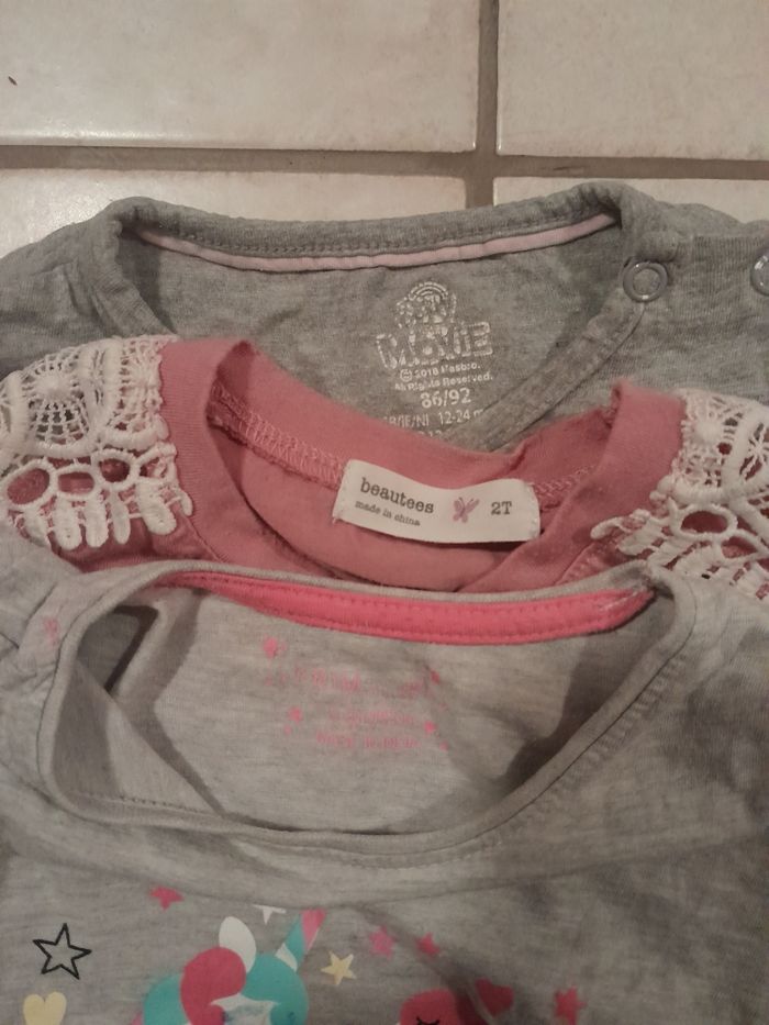 Lot 3 tee-shirts - photo numéro 2