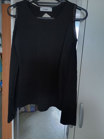 T-shirt manches longues ouvertes sur le côté