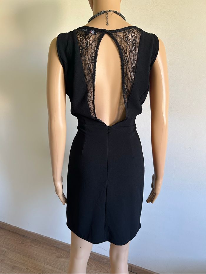 Robe noire sans manches avec dentelle Morgan taille 38 comme neuve - photo numéro 5