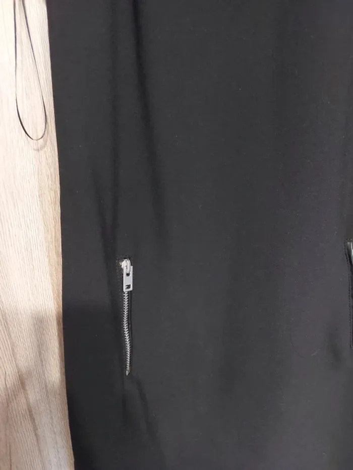 Robe chic liseré cuir - photo numéro 2