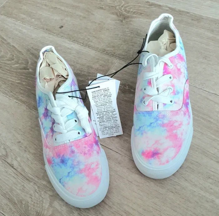 Baskets taille 38 - neuves