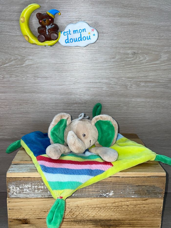 NIC82 doudou éléphant 🐘 nicotoy