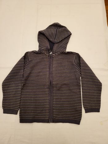 1 pull zippé à capuche garçon 3 ans 