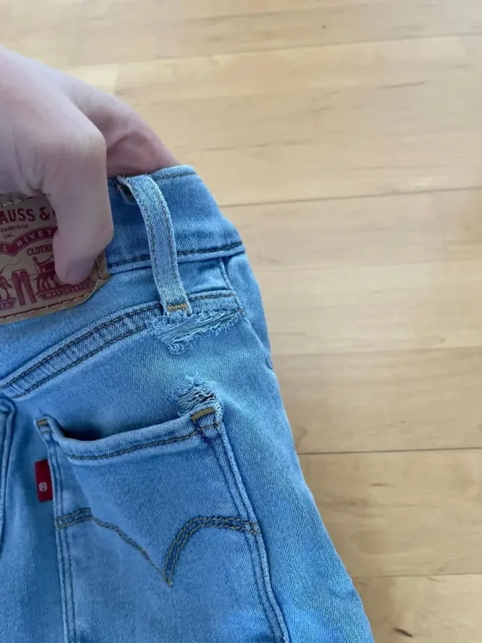 Jeans clair Lévis - photo numéro 4