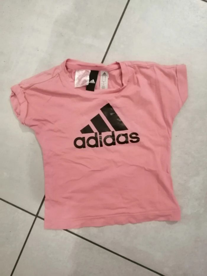 T shirt Adidas 6 ans