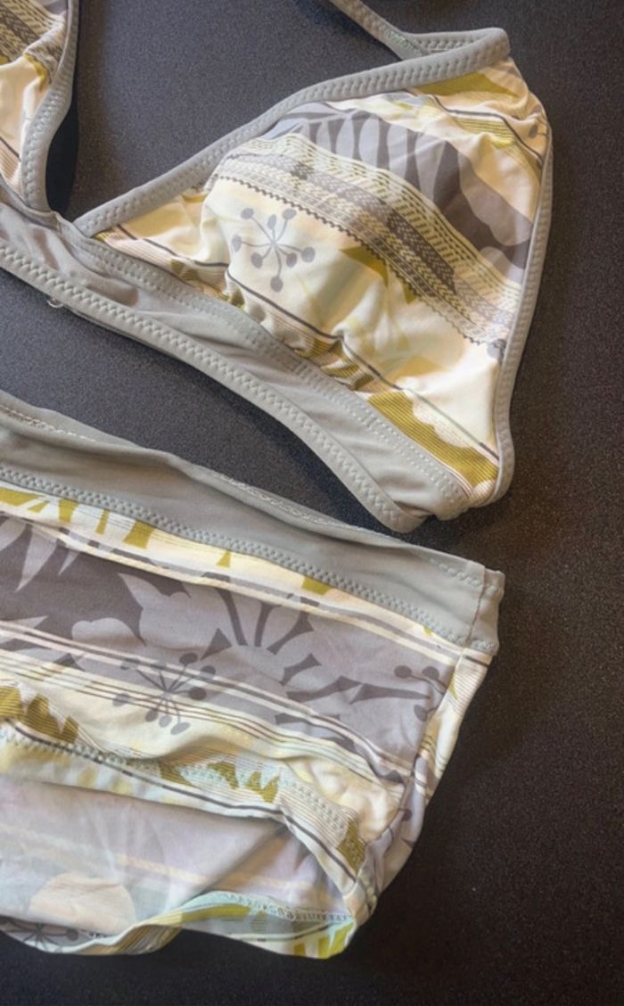 Maillot de bain 2 pièces - photo numéro 2