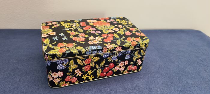 Boîte de rangement métal vintage fleurs et fruits - photo numéro 4