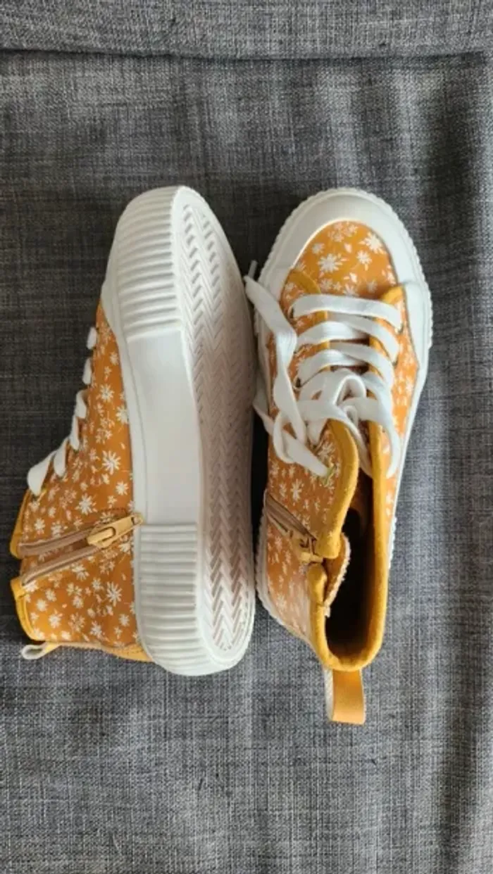 Paire de chaussures