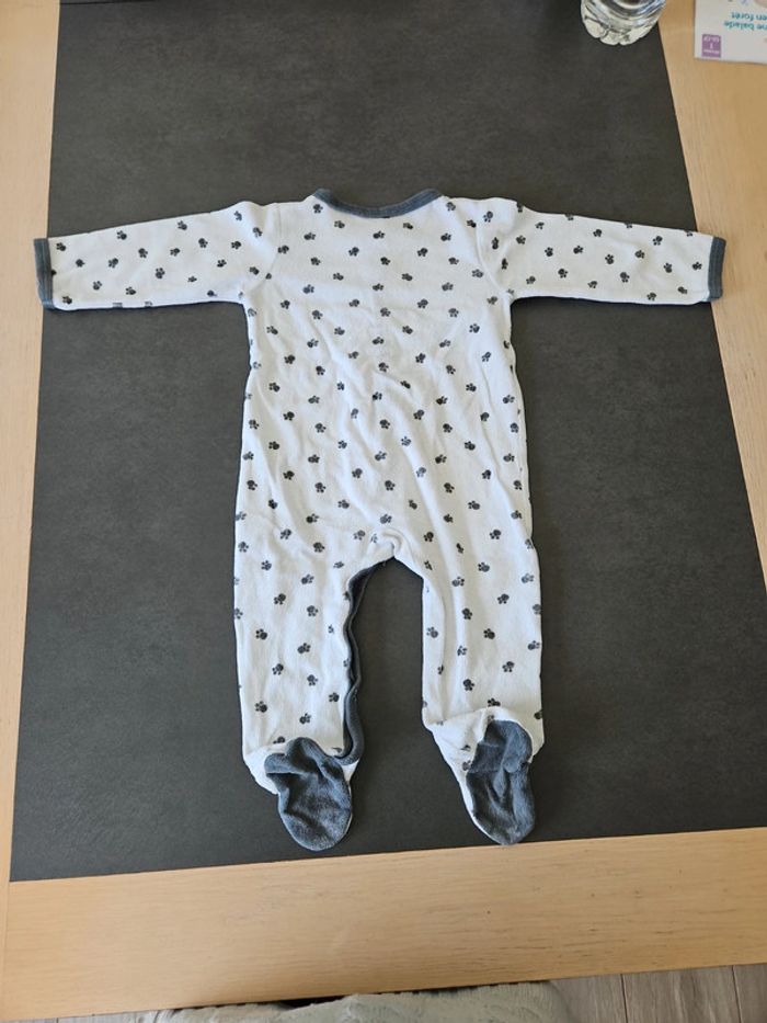 Pyjamas - photo numéro 2