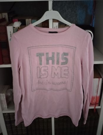 Pull rose avec écritures gris pailleté 100% coton comme neuf