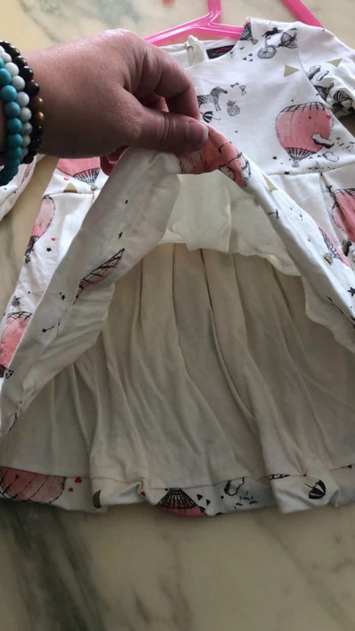 Robe catimini 4 ans - photo numéro 2