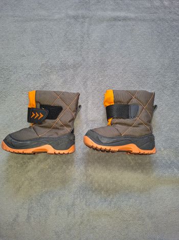 Bottes de neige fourrées 24/25