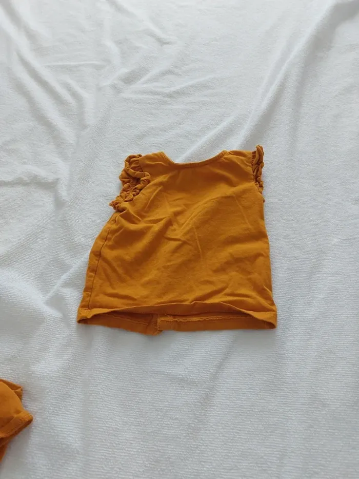 Tee-shirt sans manche 9mois - photo numéro 3