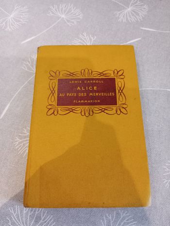 Alice aux pays des merveilles