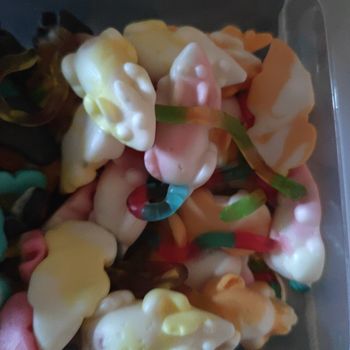 300g de souris trolli