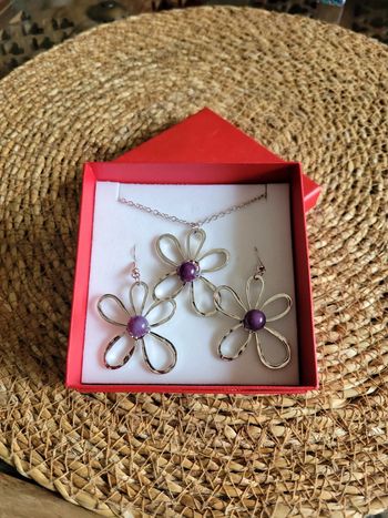 Parure fleur 🌼acier et pierres angelites