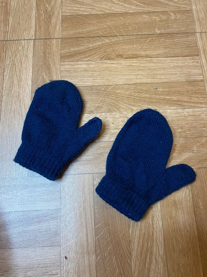 Paire de Gants bleu marine taille 12/24 mois - photo numéro 2