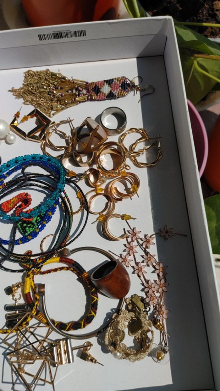 Lot de divers bijoux bracelet boucles d'oreilles bague - photo numéro 4