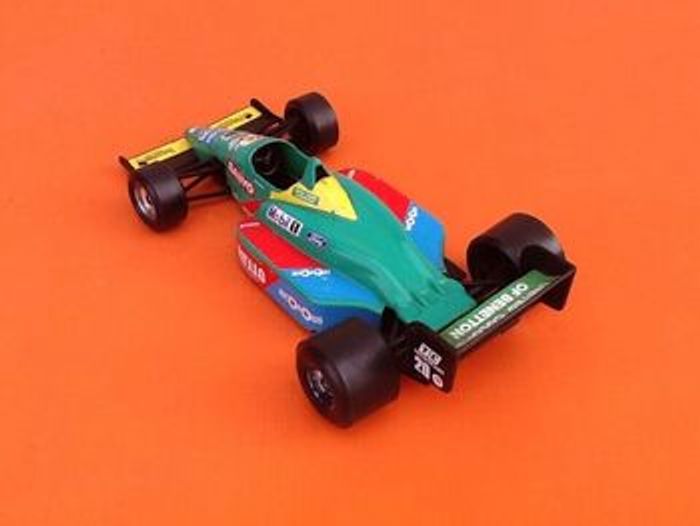 Voiture miniature Benetton Ford B1 - photo numéro 3