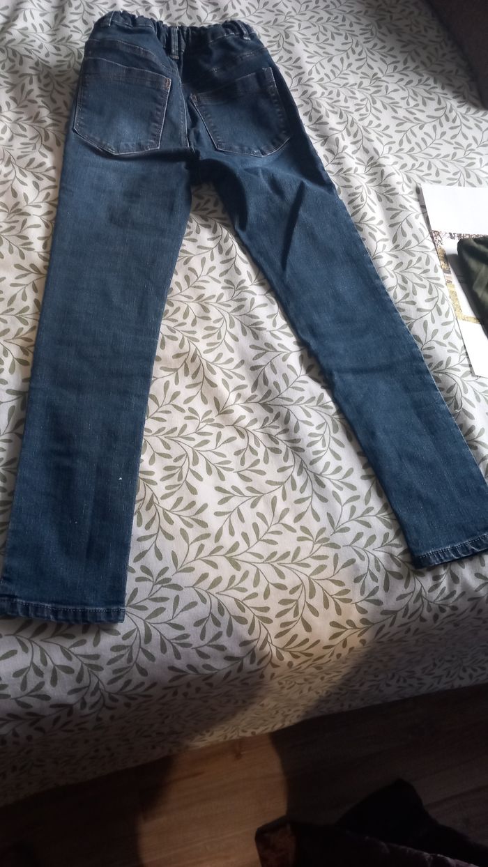 Jean super skinny fille bleu kiabi 10 ans tbe - photo numéro 2