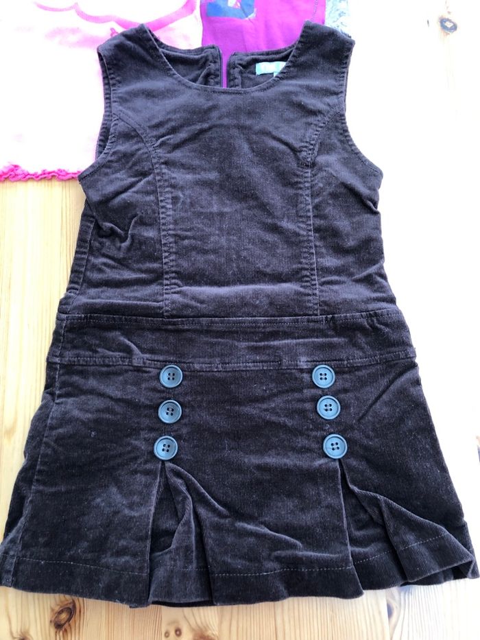 Lot tee-shirts / jupe/ robe - photo numéro 4