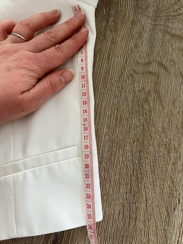 Veste blanche - photo numéro 7