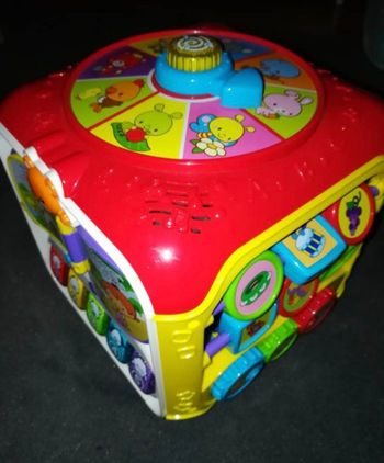 Cube Vtech 9 mois