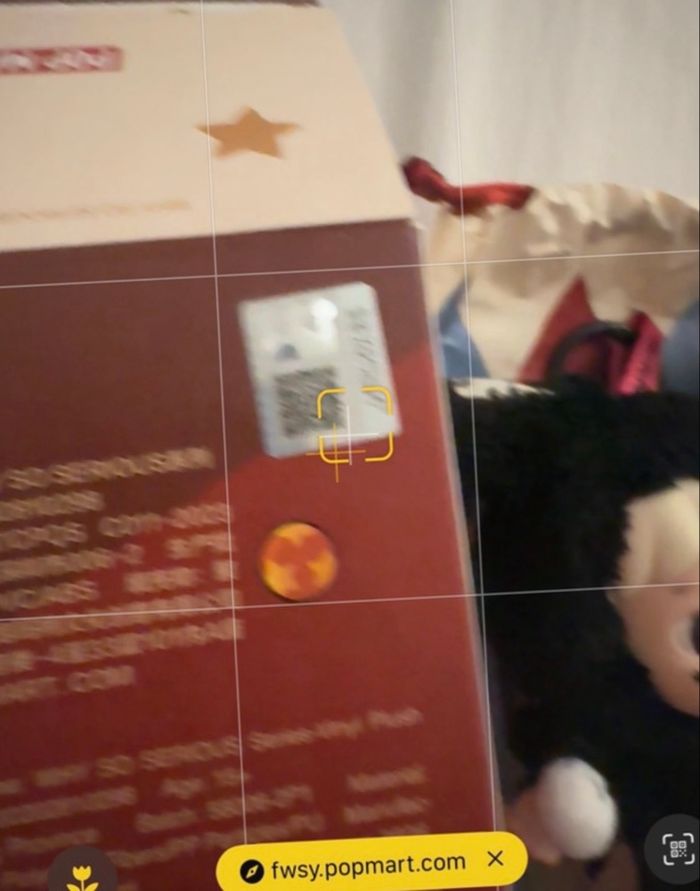 Popmart - Why so serious Series - Vinyl Plush Pendant « Shadow Joker » - photo numéro 4