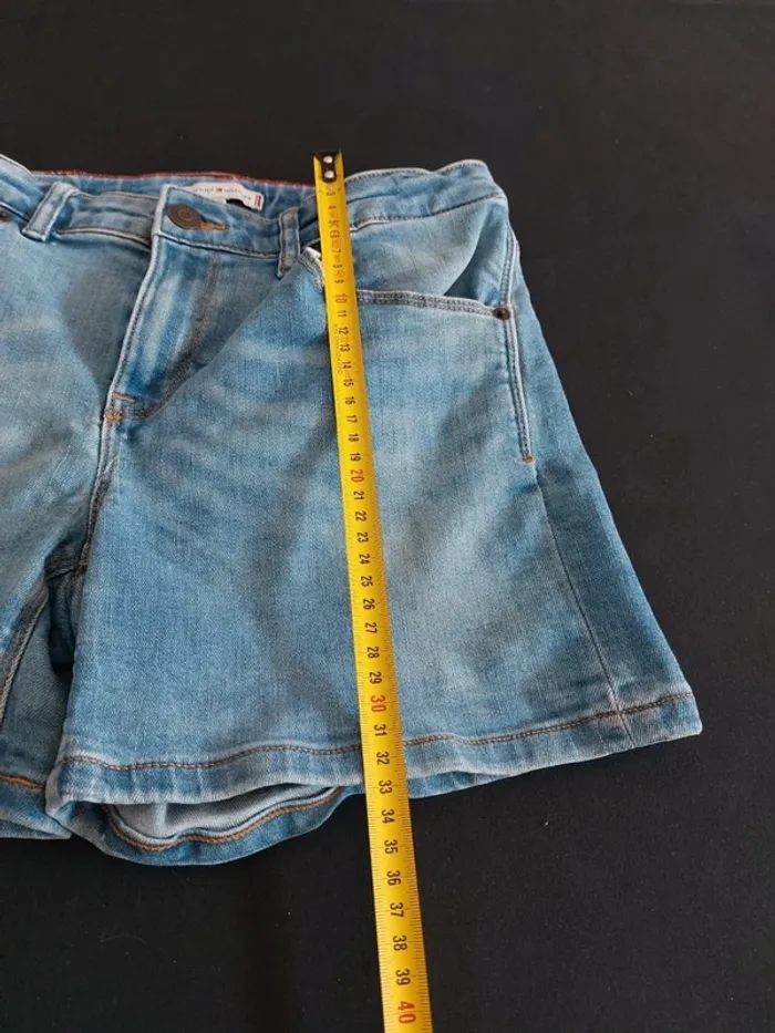 Short Tommy Hilfiger en jean Brodé - photo numéro 8