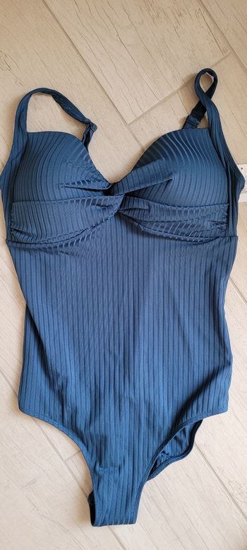 Maillot bleu femme