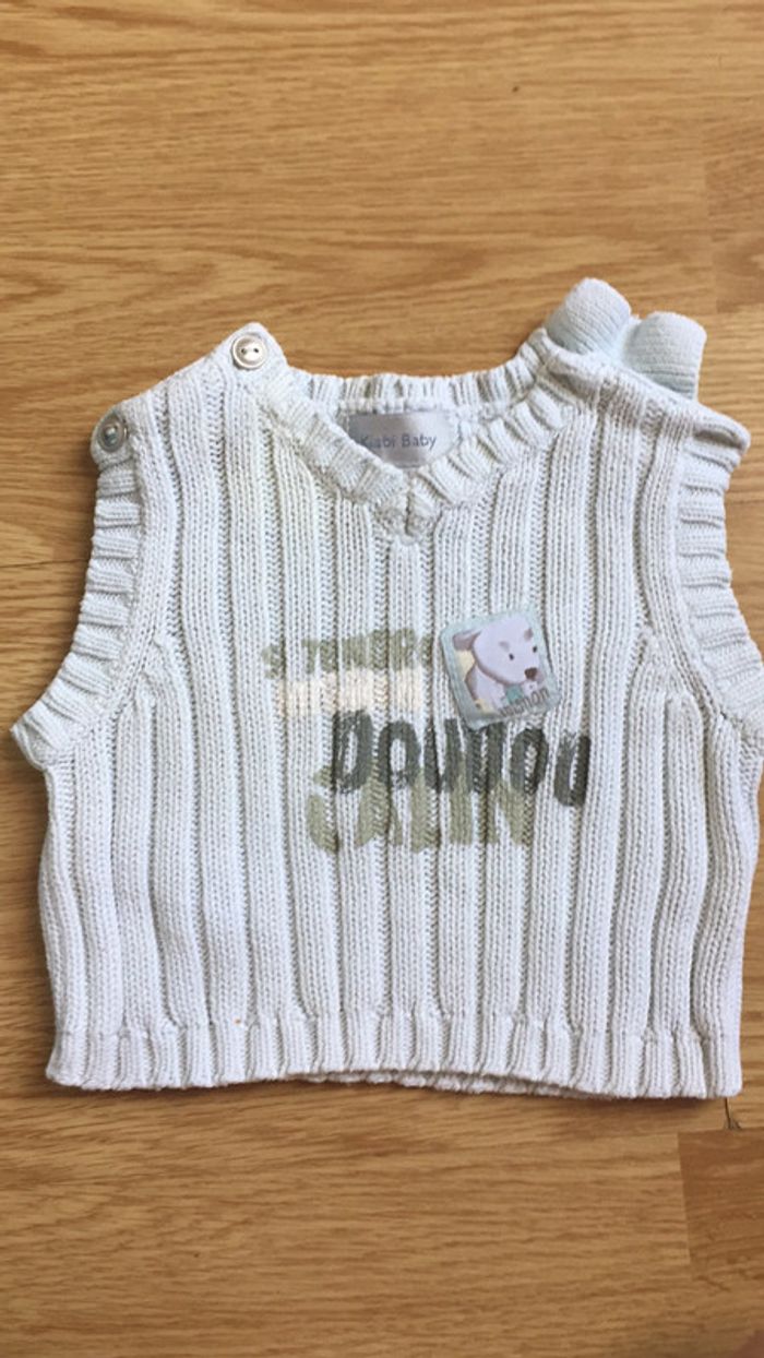 Pull sans manches 1 mois
