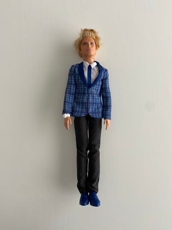 Ken Mattel - Tenue de Soirée Chic (2009)