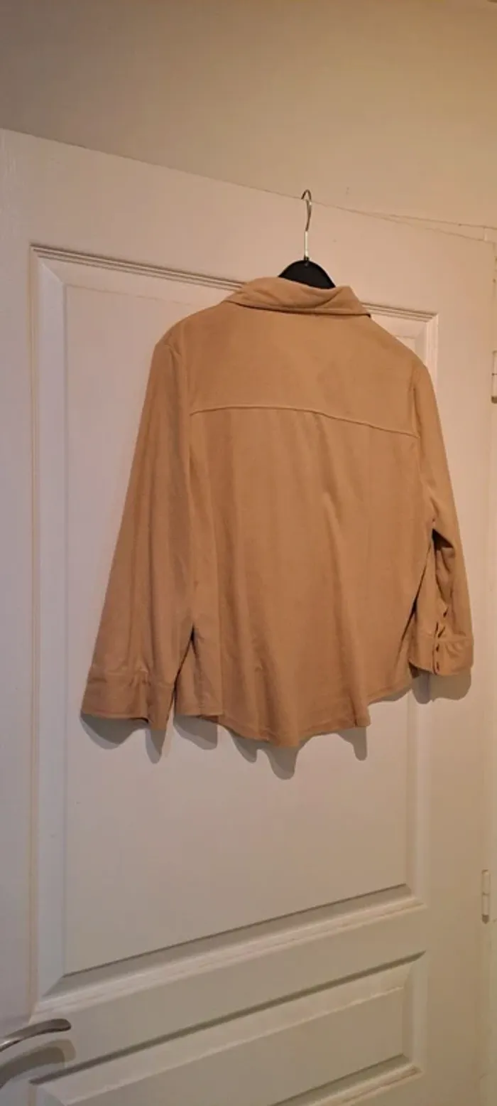 Chemisier/Veste marron clair - Marque Ici et Maintenant - Taille 38 - Très bon état. - photo numéro 9